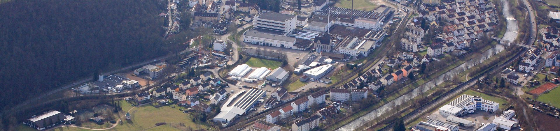 Luftbild aktuell Entenbad mit Lauffenmühle-Areal